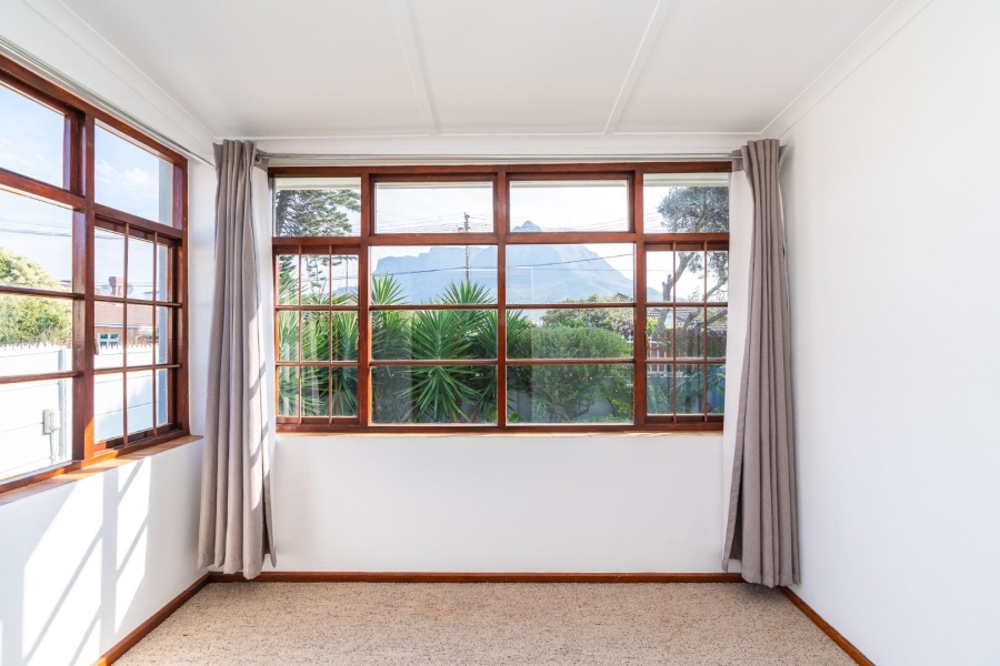 To Let 4 Bedroom Property for Rent in Mowbray Western Cape